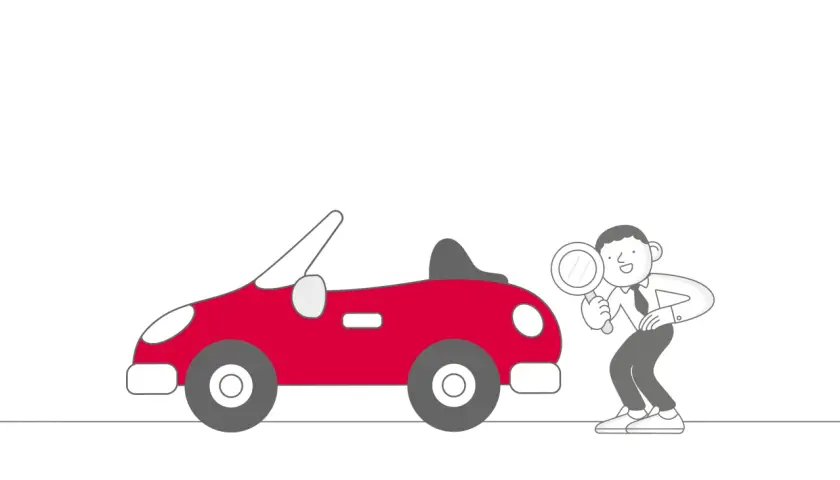 Uomo con lente d'ingrandimento esamina un'auto rossa. Con l'atto di vendita, posso fare assicurazione.