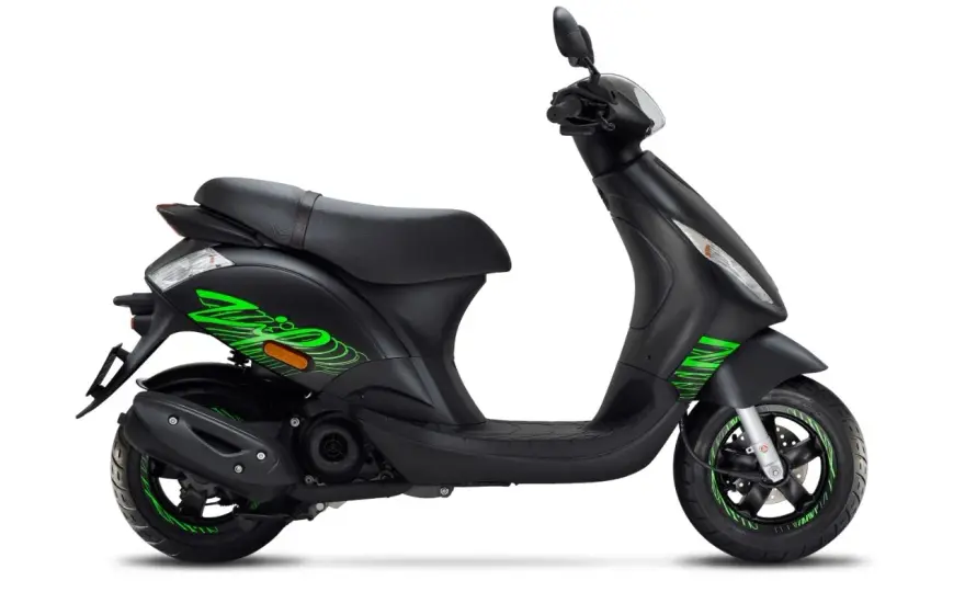 Scooter 50 con foglio rosa AM, puoi guidare da solo?