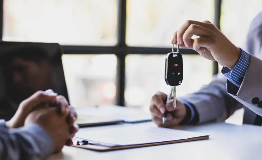 Certificato di proprietà auto - cosa vale oggi e quale visura chiedere