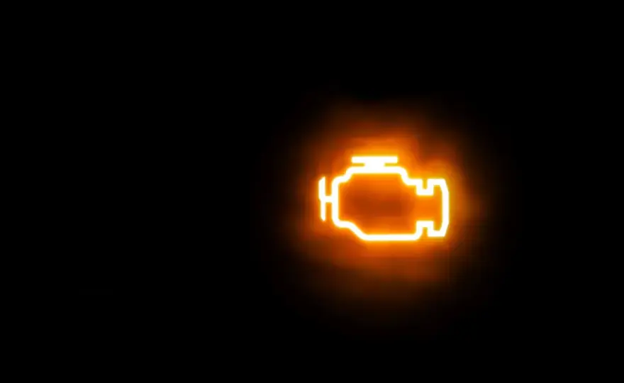 Spia gialla del motore - quando fermarsi e cosa controllare