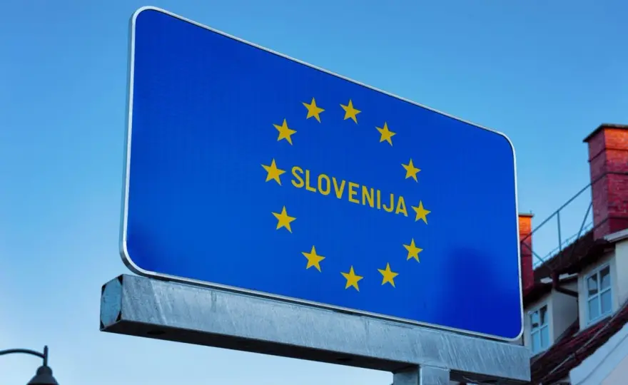 Vignetta Slovenia, costi e regole per viaggiare in auto